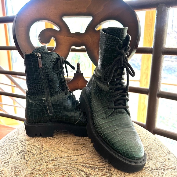 Aquatalia Hana Green Croc Embossed Leather Combat Boot - Picture 1 of 4